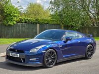 NISSAN GT-R