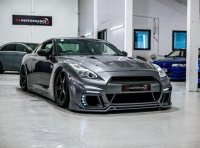 NISSAN GT-R