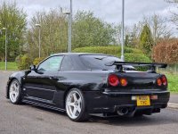 NISSAN SKYLINE