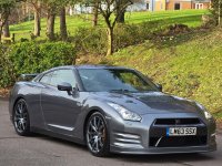 NISSAN GT-R