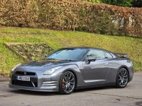 NISSAN GT-R