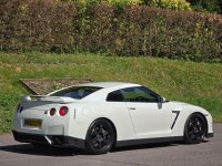 NISSAN GT-R