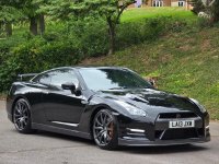 NISSAN GT-R