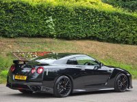 NISSAN GT-R