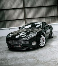 ASTON MARTIN VANQUISH