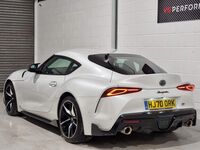 TOYOTA SUPRA