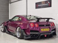 NISSAN GT-R