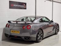 NISSAN GT-R