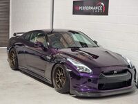 NISSAN GT-R