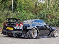 NISSAN GT-R