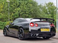 NISSAN GT-R