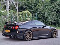 NISSAN GT-R
