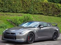 NISSAN GT-R